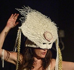 Arianna, il labirinto nero